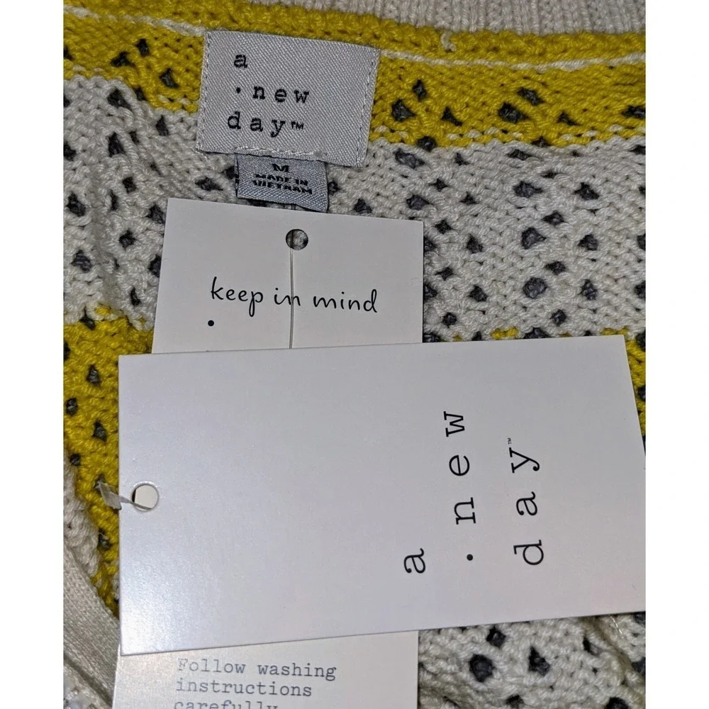 A New Day‎ Women's Yellow White Quarter Zip Mock Turtleneck Pullover Sweater M